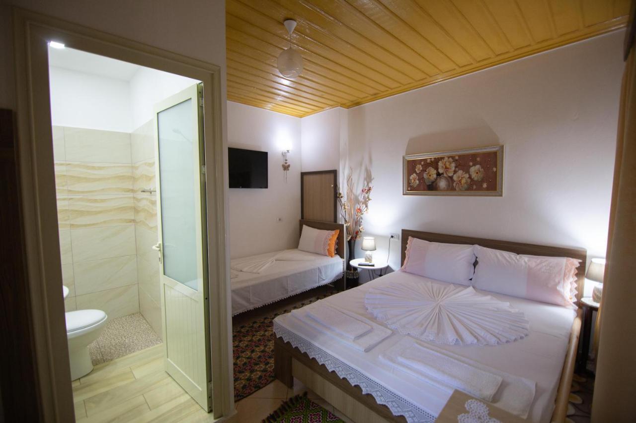 The Mosaic House - Shtepia Me Mozaik Hotell Përmet Eksteriør bilde