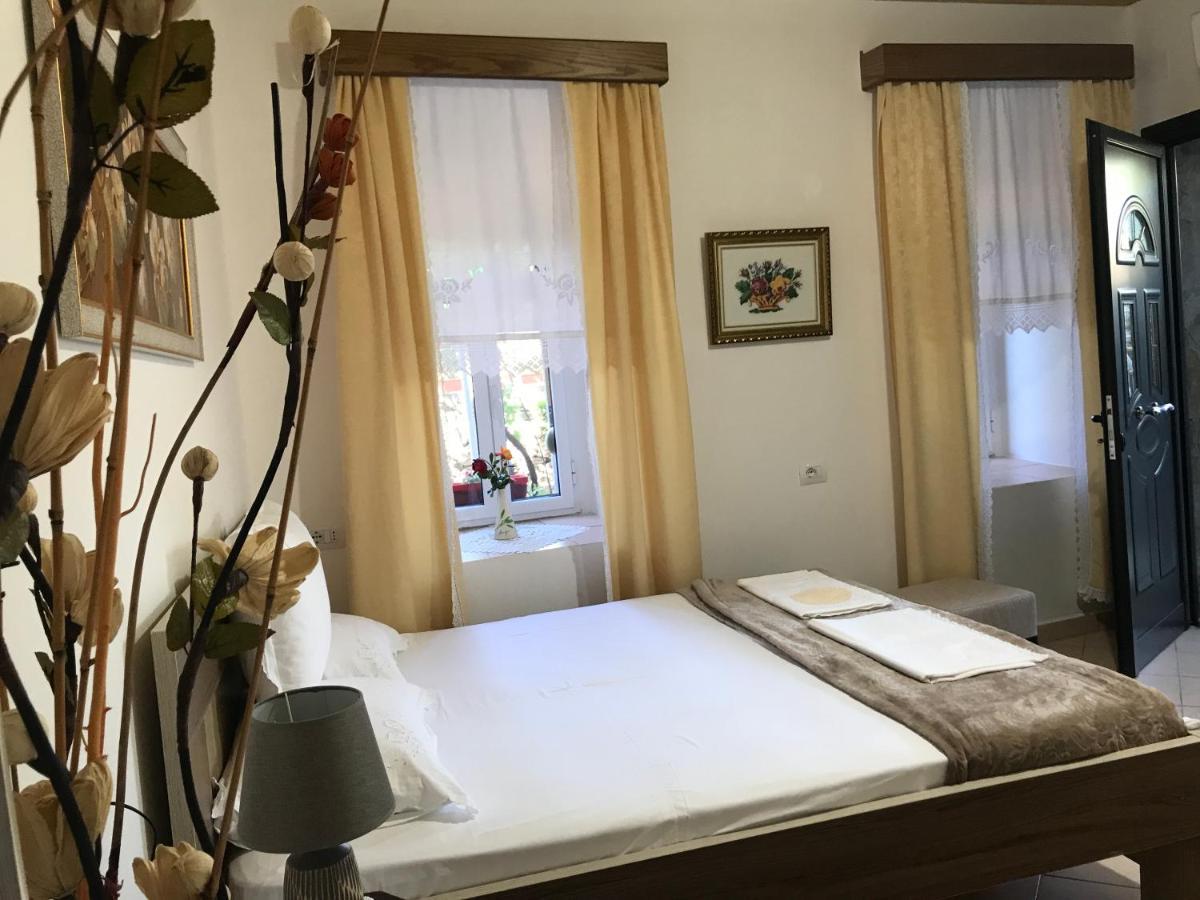 The Mosaic House - Shtepia Me Mozaik Hotell Përmet Eksteriør bilde